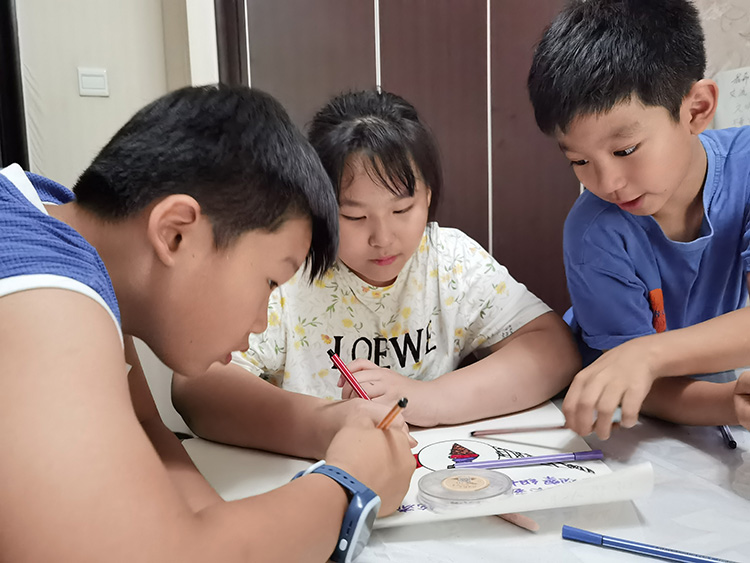 听心教育携手翰泽书画开展儿童心理成长夏令营(少年组)