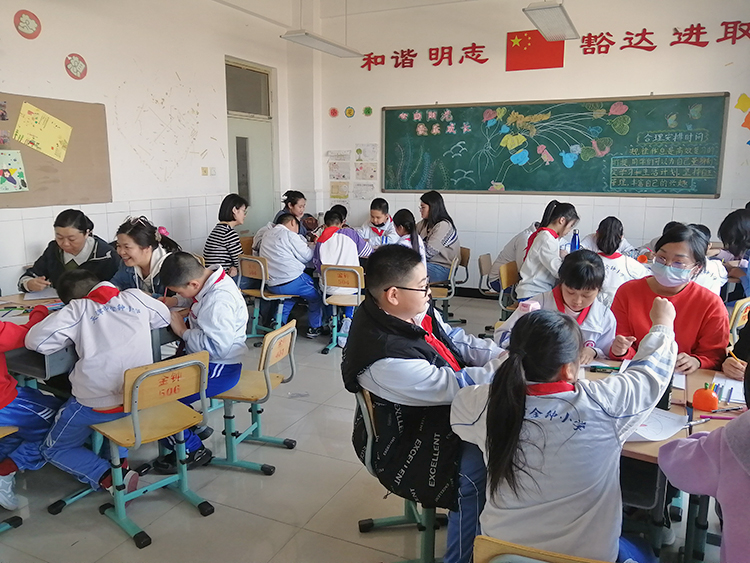 新学期,听心教育金钟小学心理团辅从“心”出发!